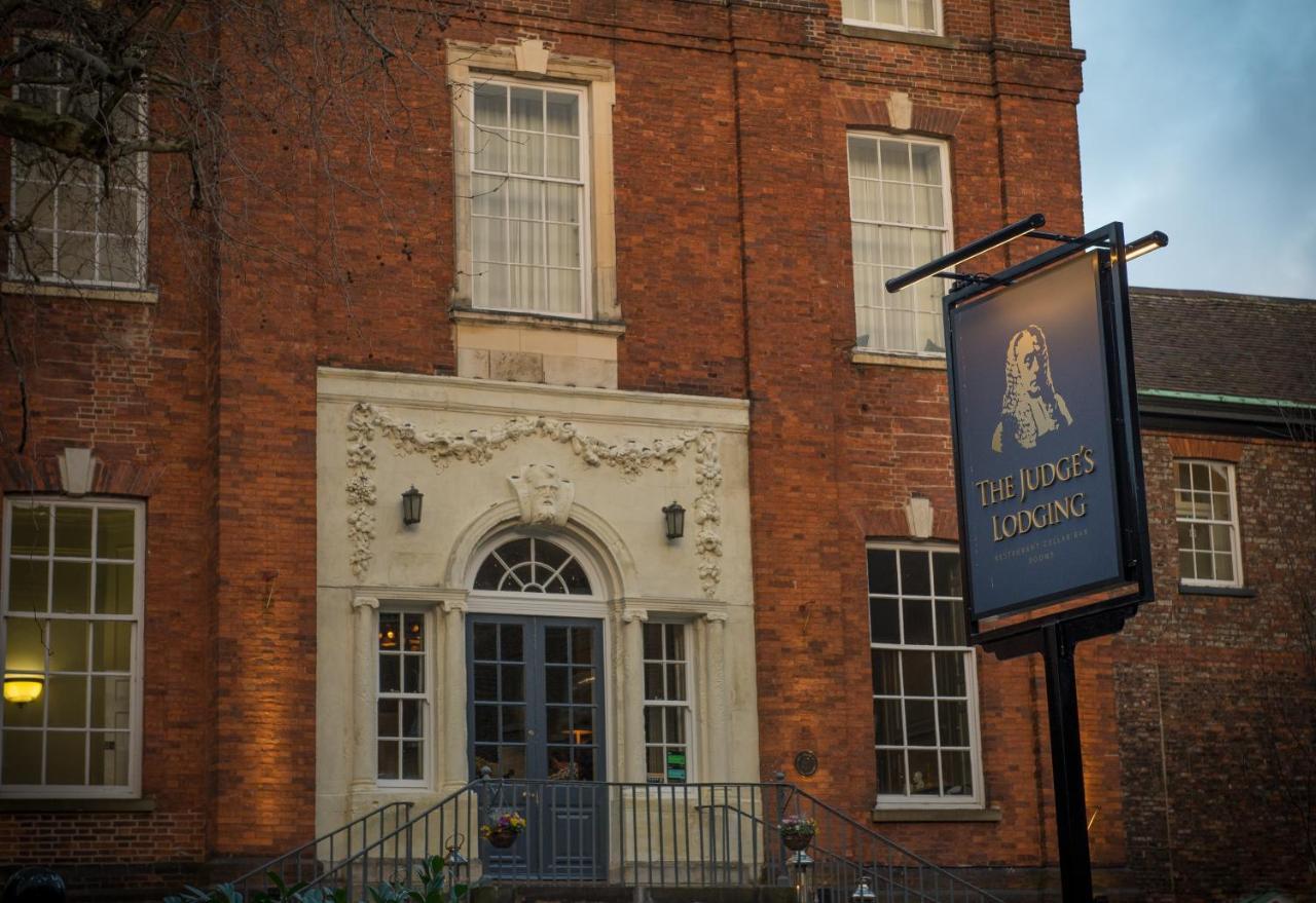 Judge'S Lodging York Exterior photo The entrance to the museum