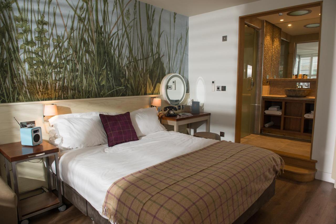 Judge'S Lodging York Exterior photo A bedroom at The River Lee Hotel